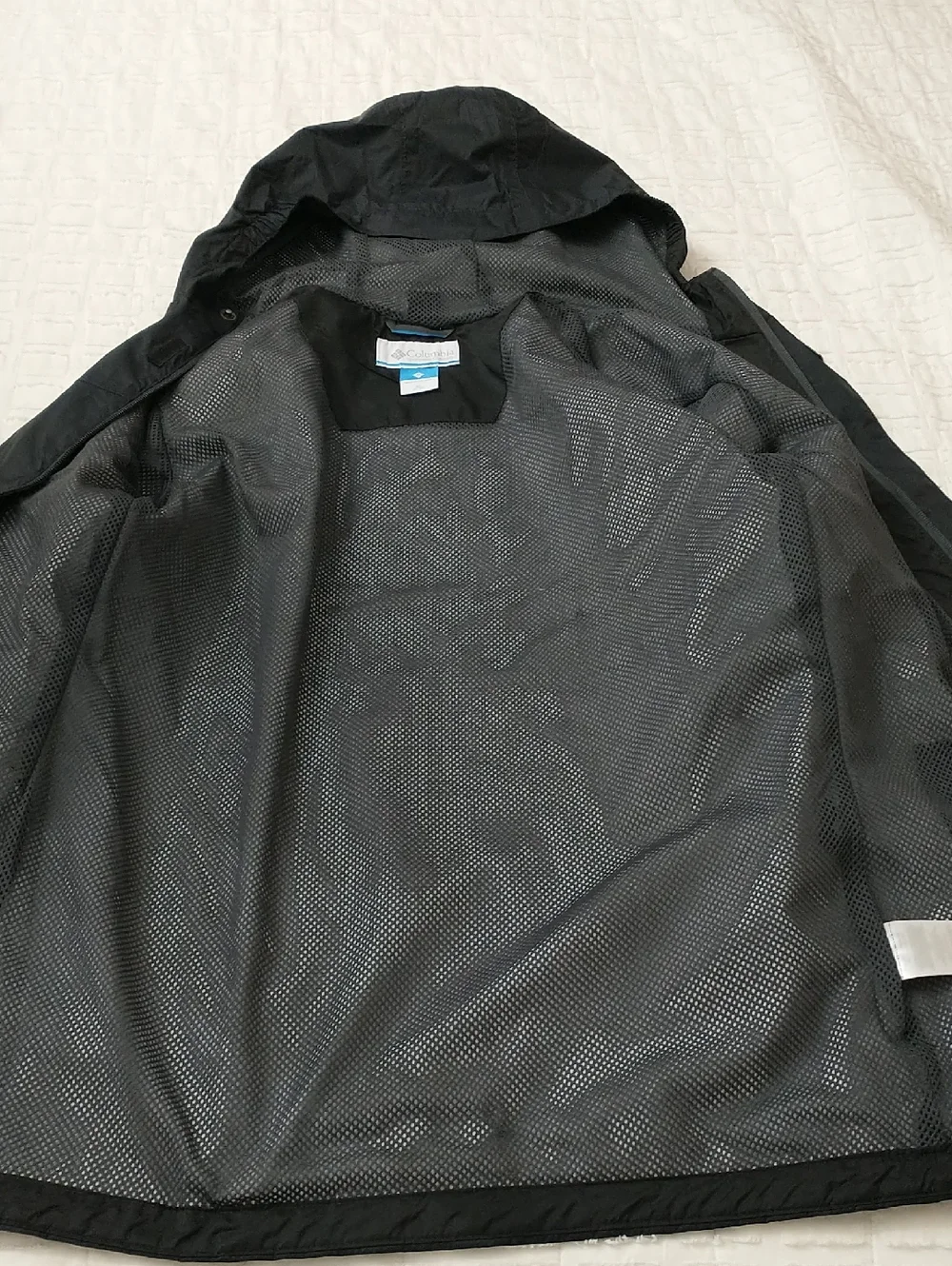 LIKE NEW Columbia Watertight Omnitech Black Rain Jacket, Kids Size 18-20 XL